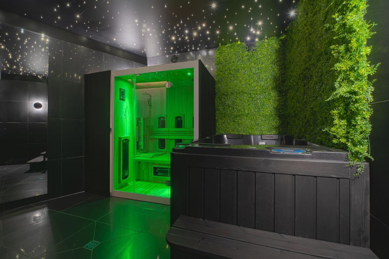 Axel Baltic Jacuzzi & Sauna Adults Only Miedzyzdroje Dış mekan fotoğraf